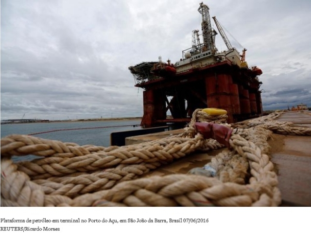 Imagem da notícia "Leilões do pré-sal devem atrair forte competição entre gigantes do petróleo"