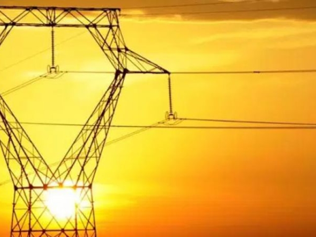 Imagem da notícia "Política energética de Trump enfrenta barreira de governantes"
