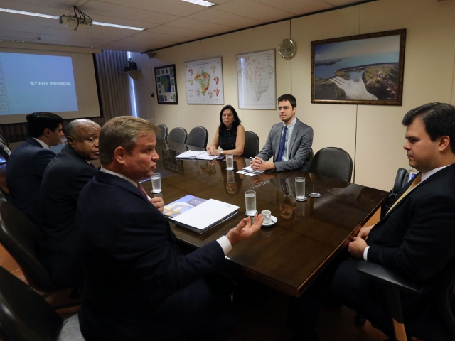 Imagem da notícia "FGV Energia debate proposta de agenda positiva com o Ministro de Minas e Energia Fernando Coelho Filho"
