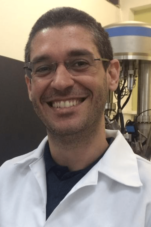 Imagem de "Desenvolvimento de nanomateriais para aprimoramento da rede elétrica inteligente"