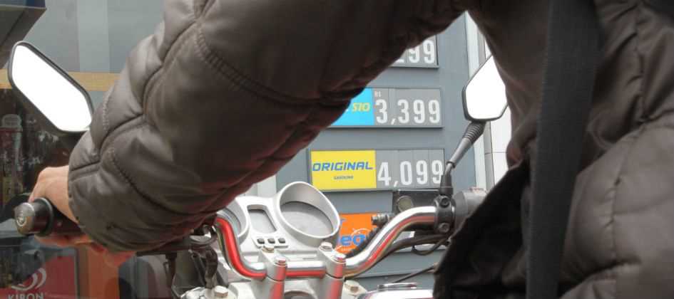 Imagem da notícia "Preço da gasolina passa de R$ 4 no Grande ABC"