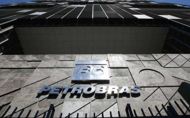 Imagem da notícia "Petrobrás ganha R$ 29 bi de valor de mercado em um dia"