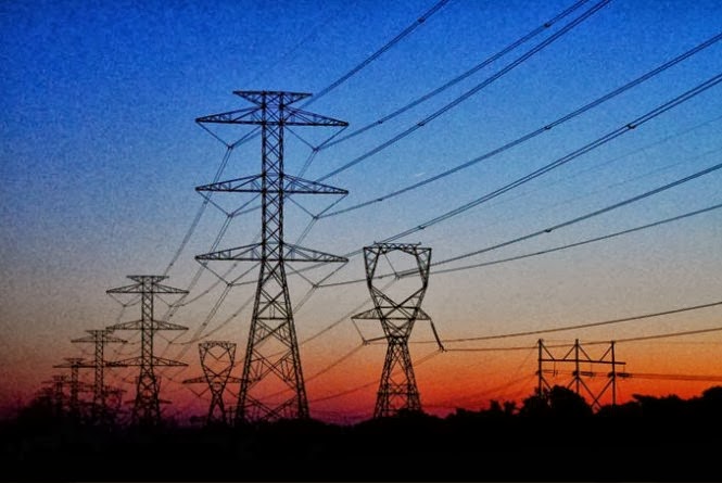 Imagem da notícia "“O aumento do custo da energia acaba realimentando a inflação”, diz economista da FGV"