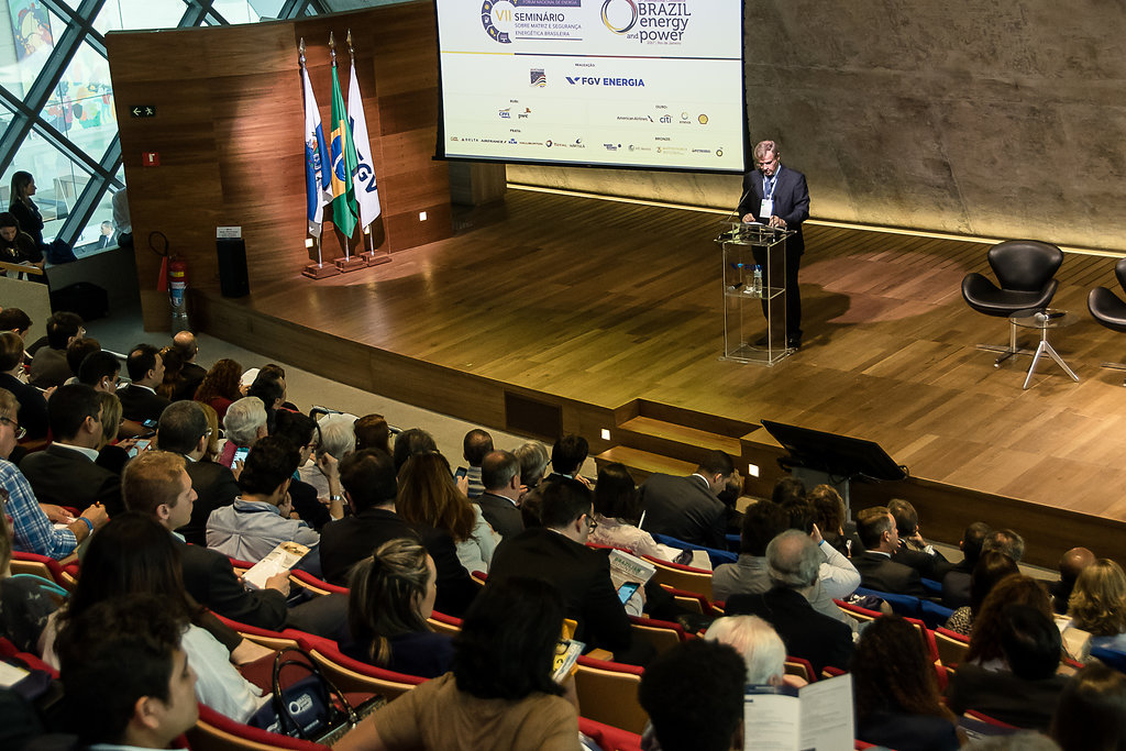 Imagem da notícia "VII Fórum Nacional de Energia e 13º BEP promovem amplo debate sobre o setor na FGV"