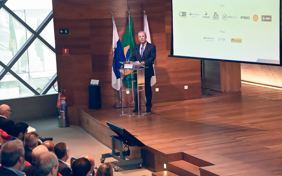 Imagem da notícia "Especialistas e autoridades debatem sobre Matriz e Segurança Energética em Seminário"