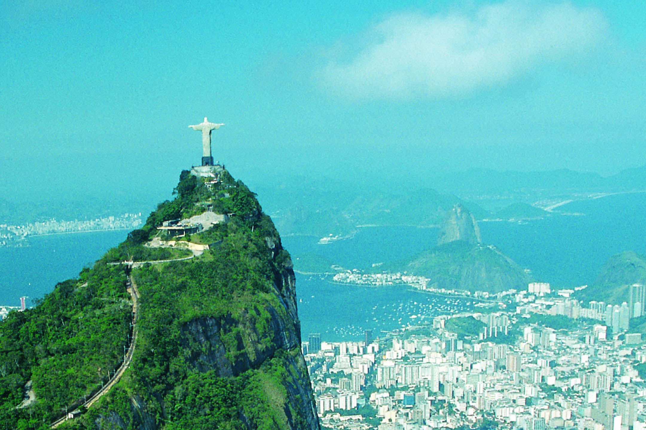 Imagem da notícia "FGV Energia passa a fazer parte do Comitê Estratégico do Programa Rio Capital da Energia do Governo do Estado do Rio de Janeiro"