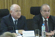 Imagem da notícia "Lançamento de caderno da FGV Energia aponta os desafios do setor de gás natural"