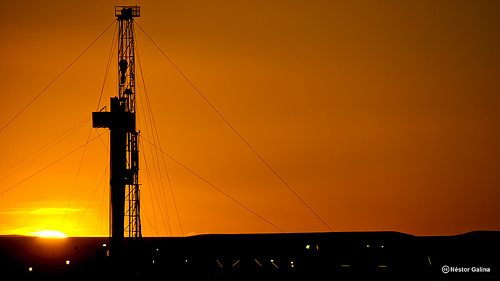 Imagem da notícia "Pesquisadora da FGV Energia analisa política de preços para gasolina e diesel da Petrobras"