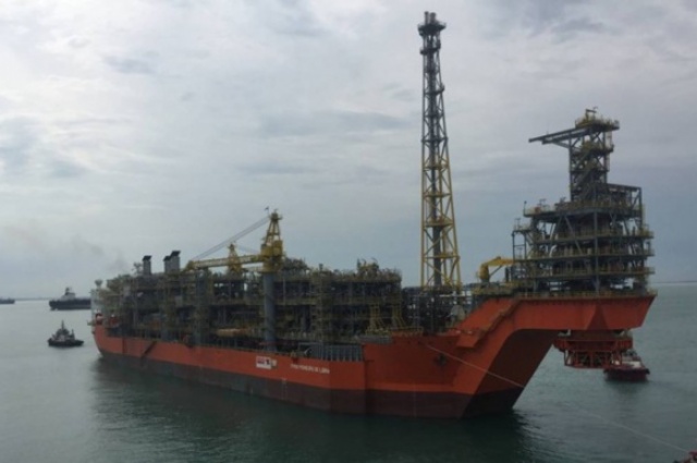 O FPSO Pioneiro de Libra saiu do estaleiro da Jurong em Cingapura no dia 28 de março rumo ao Brasil