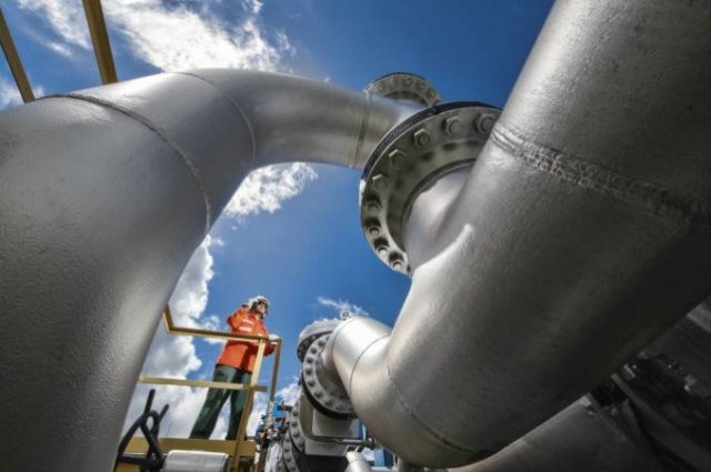 PL estabelece a política de conteúdo local para as atividades de exploração e produção de petróleo, gás natural e outros hidrocarbonetos fluidos