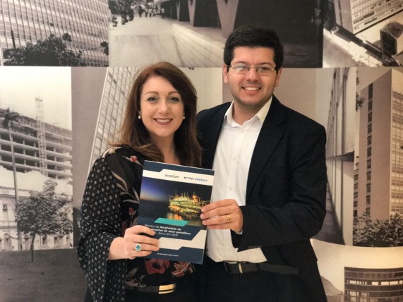 Fernanda Delgado, pesquisadora da FGV Energia e Bruno Falcão, da Accenture Strategy